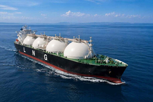 होर्मुज से सुरक्षित निकला LNG टैंकर, भारत को ऊर्जा संकट से मिली बड़ी राहत